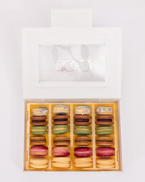 24 French Macarons - Classic Collection